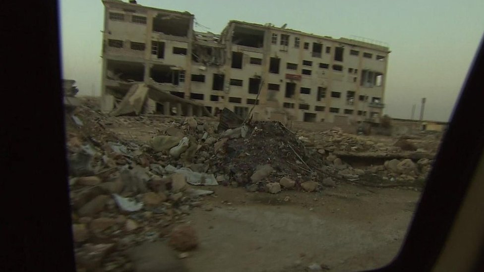 Un an après la fin des combats à Alep, la ville se reconstruit lentement.