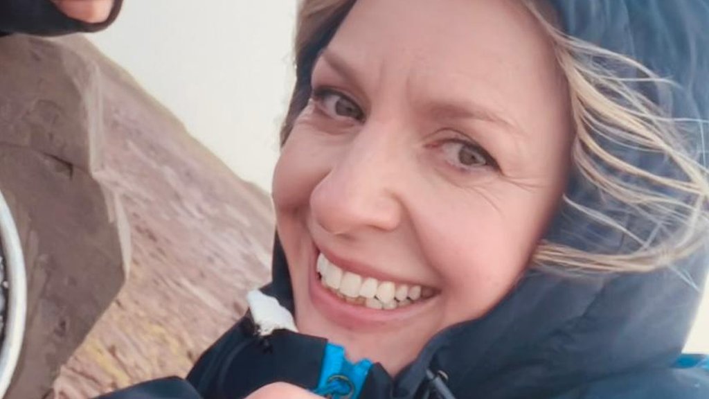 Mums who met at children's hospice climb mountains