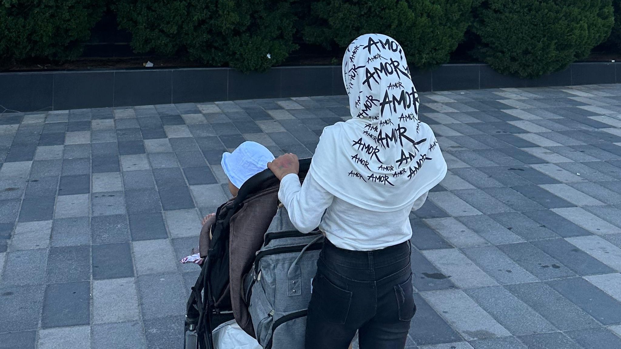 Jinsiy aloqa haqida mavzu yarating