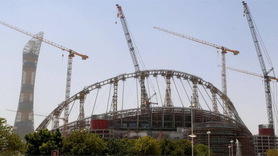 建設中的哈利法國際體育場（Khalifa International Stadium，或稱卡塔爾國家體育場）