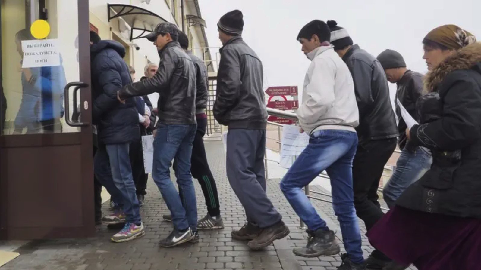 Olga Buzova sikilib ketmoqda