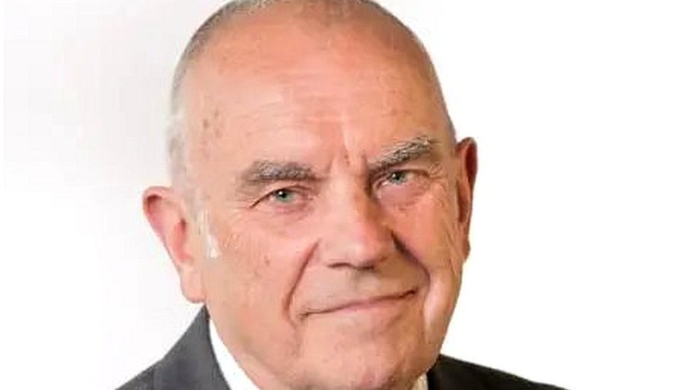 Long-serving councillor dies after short illness