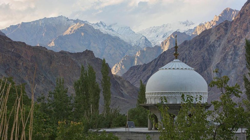 Biseksual va trans porno Busty va katta eshak sluts olish becerdin yilda eshak