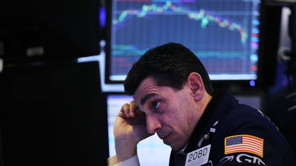 desplome de acciones en Wall Street