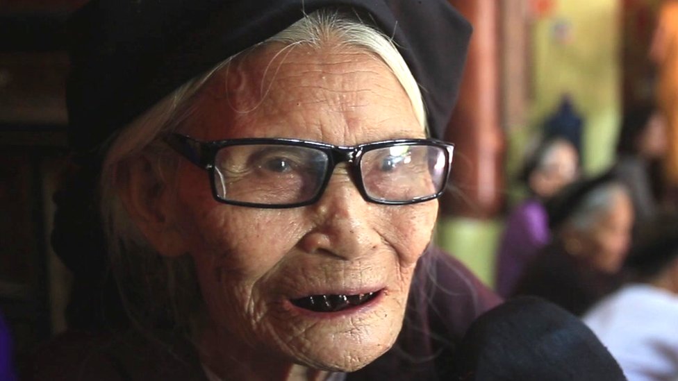 The 96-year-old keeping a dying song alive
