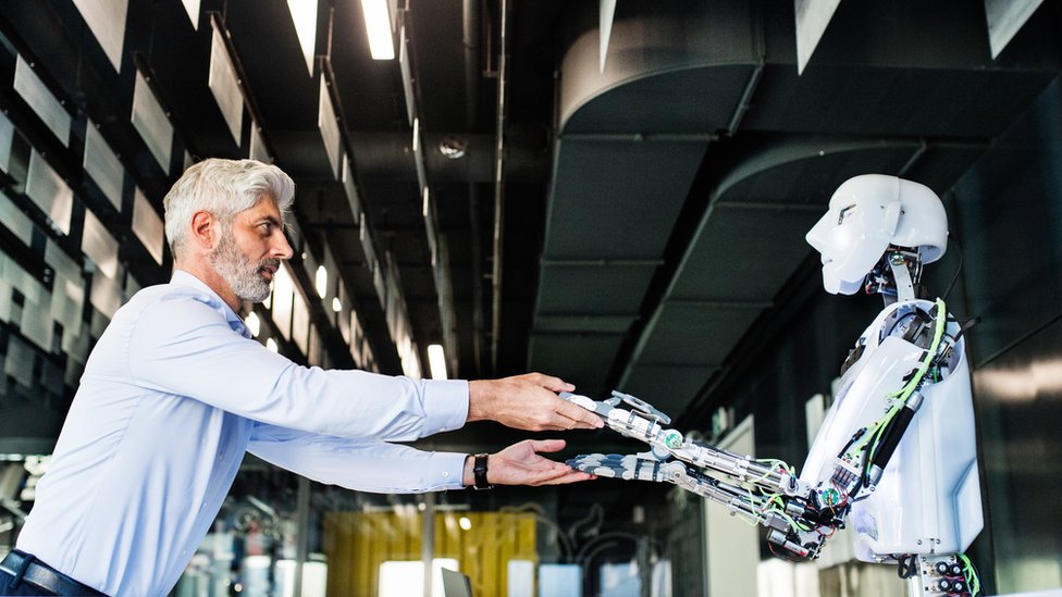 Workplace robots could increase inequality, warns IPPR