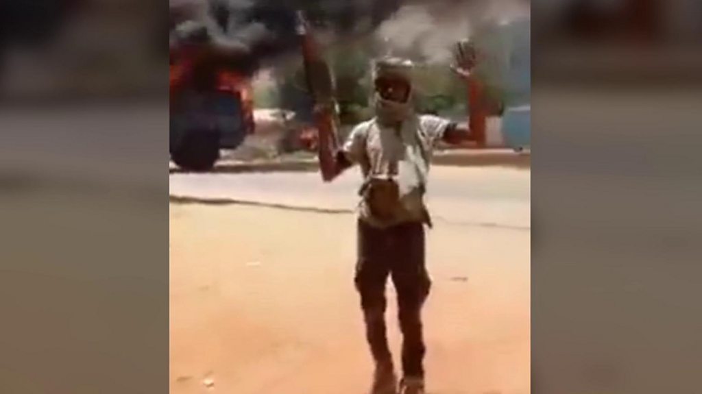 RSF soldier in front of police HQ in Sudan's West Darfur