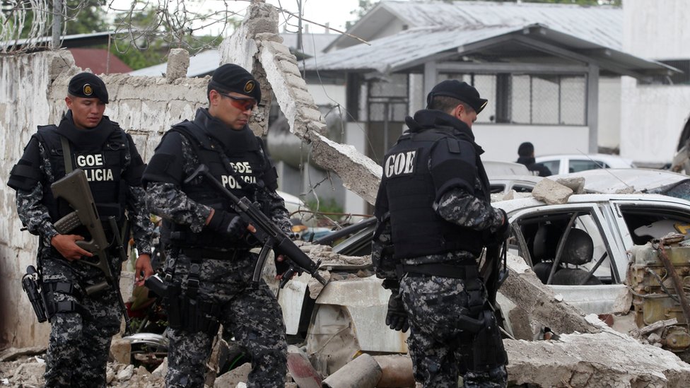 Policías en San Lorenzo, Ecuador