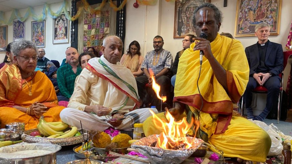 Hundreds attend opening of Swindon's Hindu temple