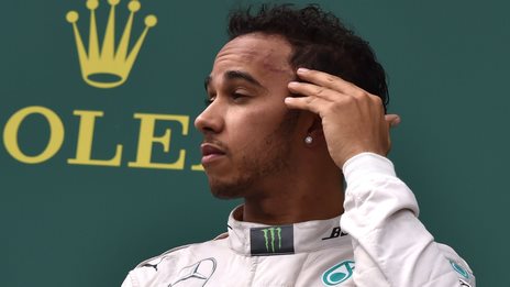 Hamilton blames race loss on clutch