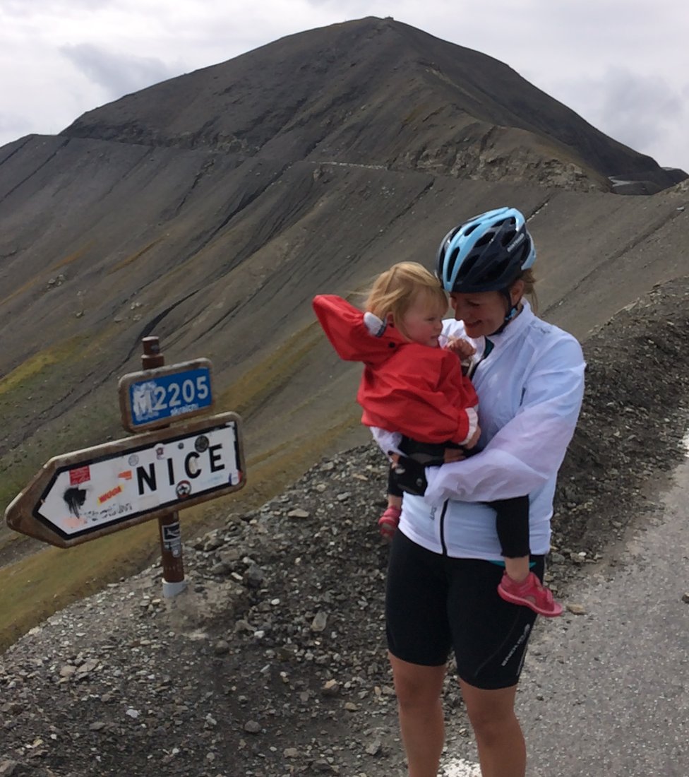 Sally y Ella de vacaciones en Francia