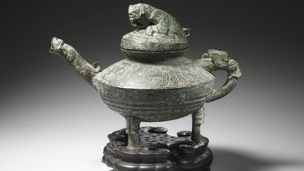 英国高价拍出虎鎣中国流失文物“归还”再引争议- BBC News 中文