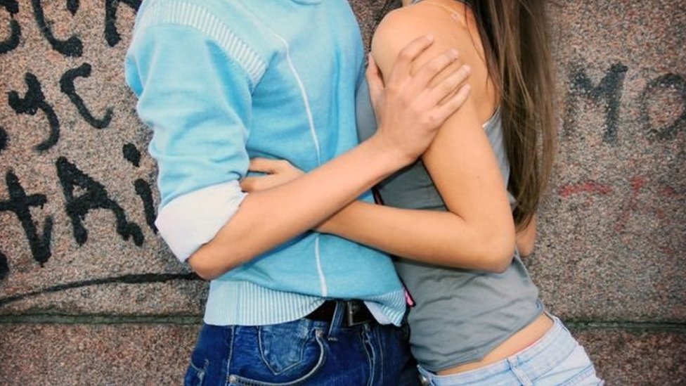 Jarrohlikdan keyin porno tomosha qilish