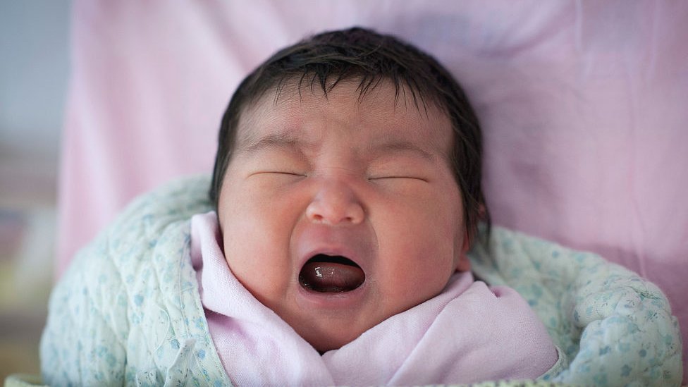 China: por que o país mais populoso do mundo passou a incentivar suas  famílias a ter mais filhos - BBC News Brasil