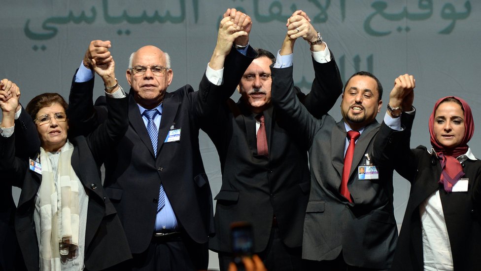 المندوبون الليبيون في مراسم السلام في المغرب