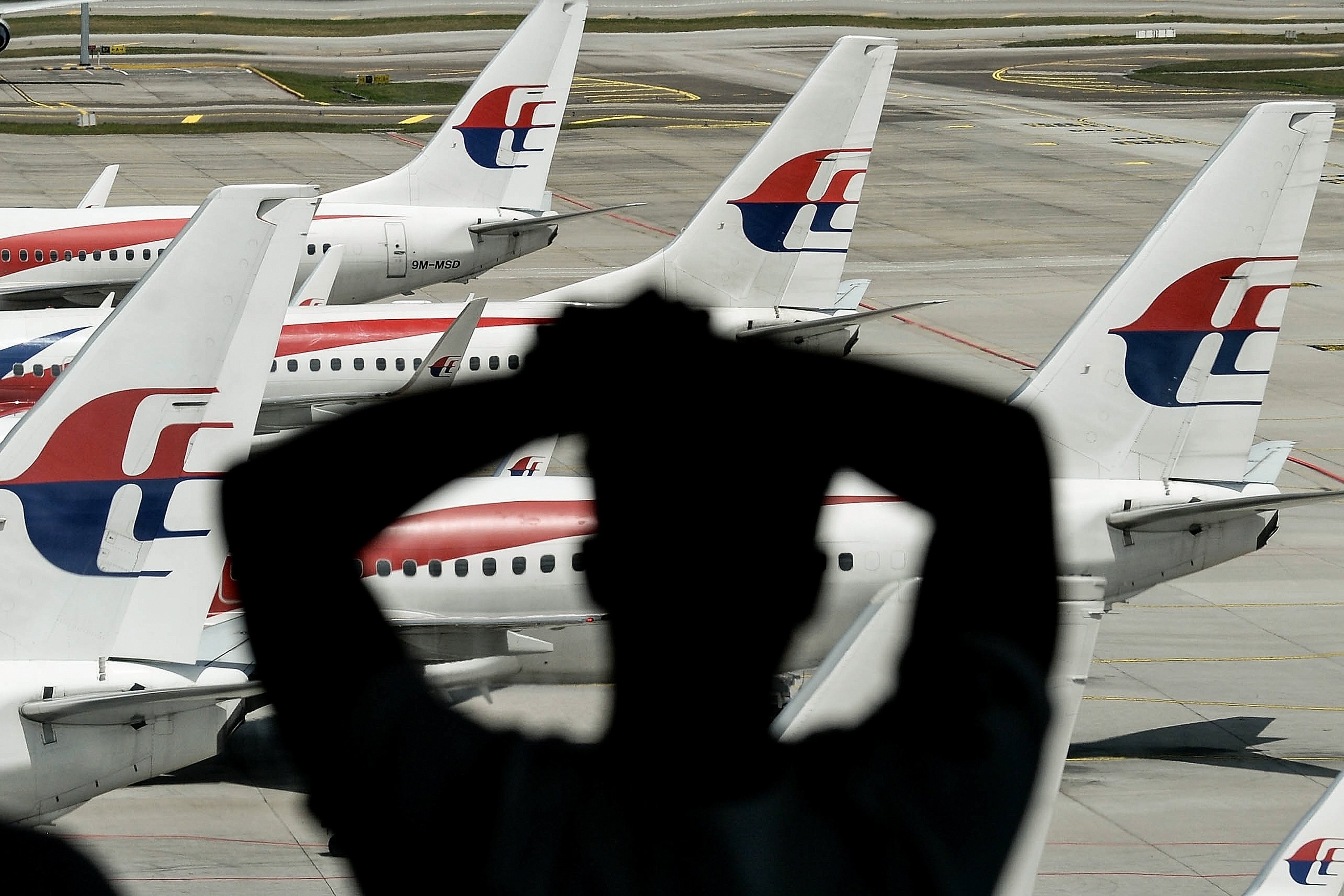 格安 トランプ】入手困難？マレーシア航空機内約40年前のものA