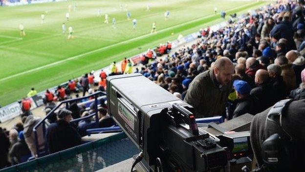 Premier League takes on Saturday prime-time in new TV rights package