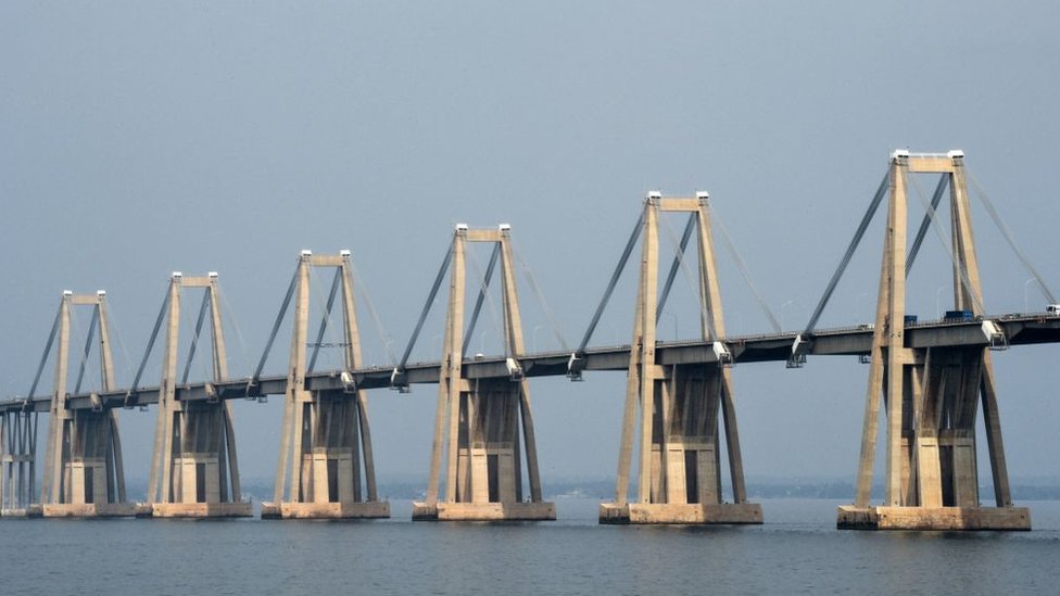 Colapso En Genova Las 3 Diferencias Del Emblematico Puente Del Lago Maracaibo Y El Morandi Que Se Derrumbo En Italia Disenado Por El Mismo Ingeniero Bbc News Mundo