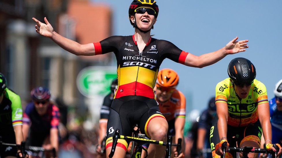 Women's cycling race to 'showcase' Wales to world