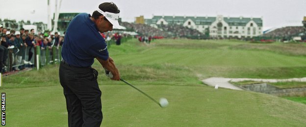 Jean van de Velde had a three-shot lead when he approached the last tee in 1999
