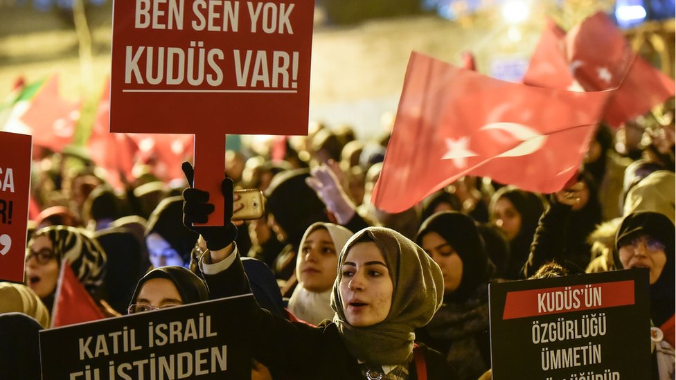Manifestación contra Israel y Estados Unidos en Turquía.