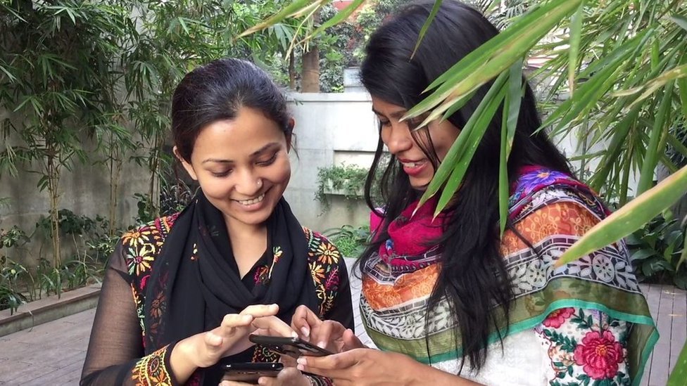 Pornoga ayolni qozgatuvchi vosita qoshildi