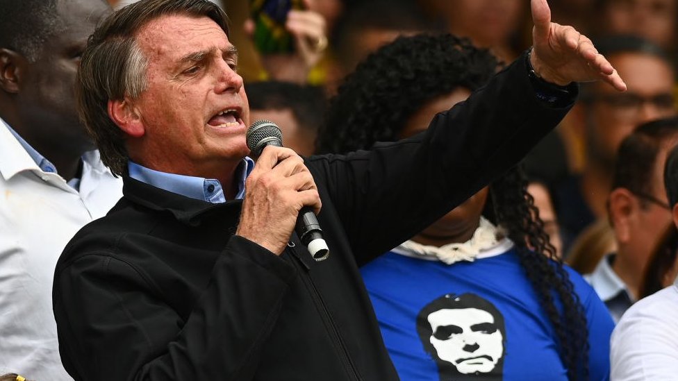 Setores evangélicos denunciam Jair Bolsonaro como uma