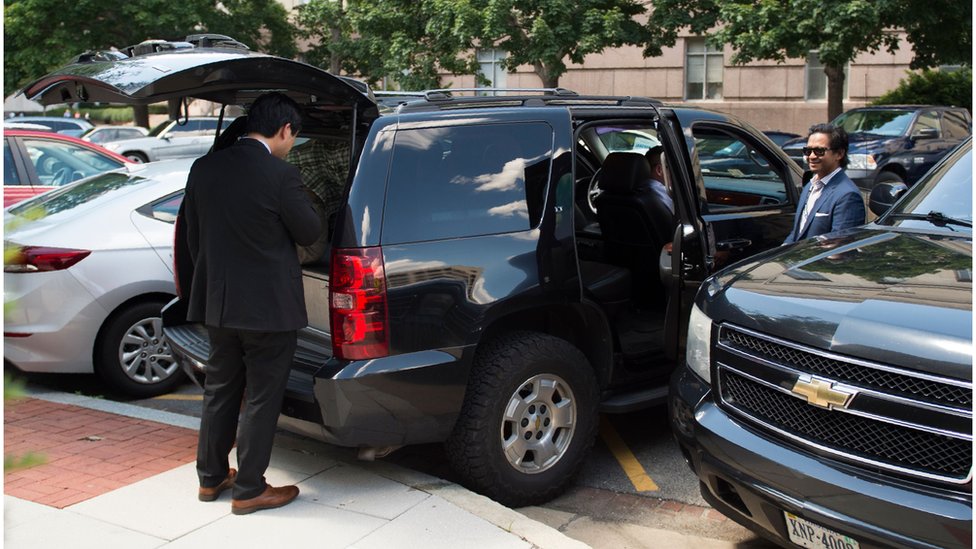 Күйеуінің көзінше алдаған әйелдің секс видеосы