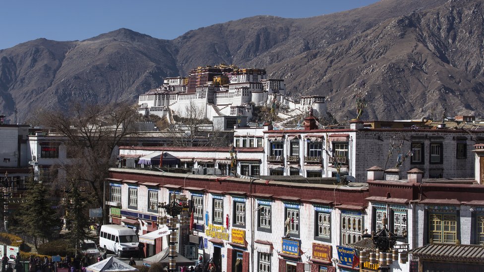 Guest finds corpse under Tibet hotel bed