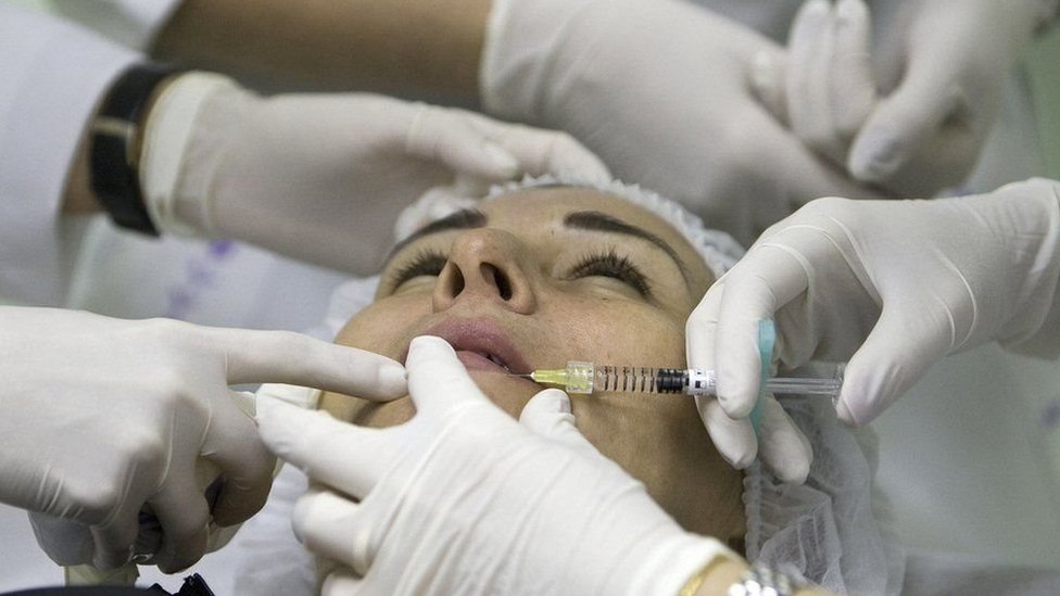 Mast jojalarning fotosuratlari, buzuqlik Mast jojalarning fotosuratlari, buzuqlik