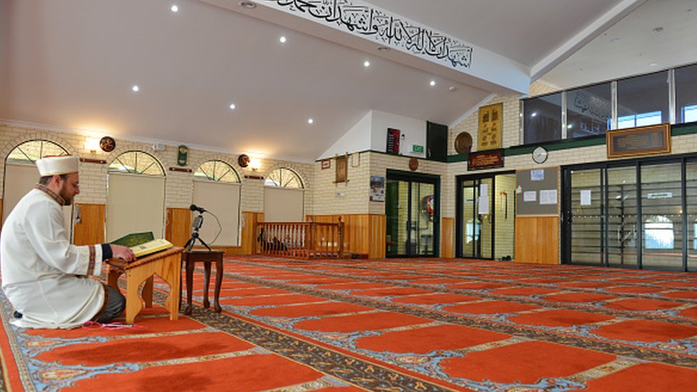 VKda yosh qiz bilan jinsiy aloqa animatsiyasi