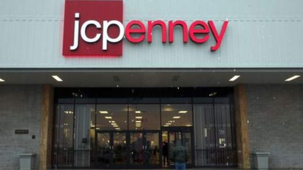 JC Penney shares slump after outlook cut