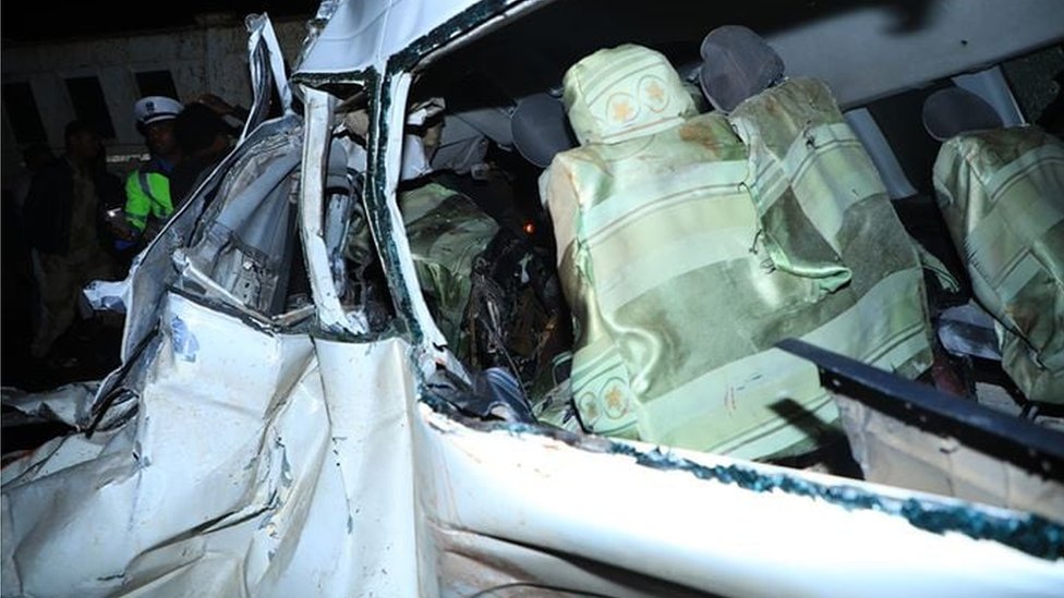 Tina Kandelakining oyoq fetishi fotosuratlari