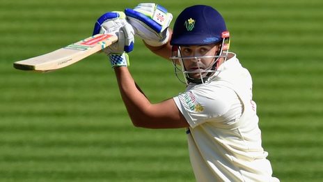 Glamorgan keep Lancashire waiting