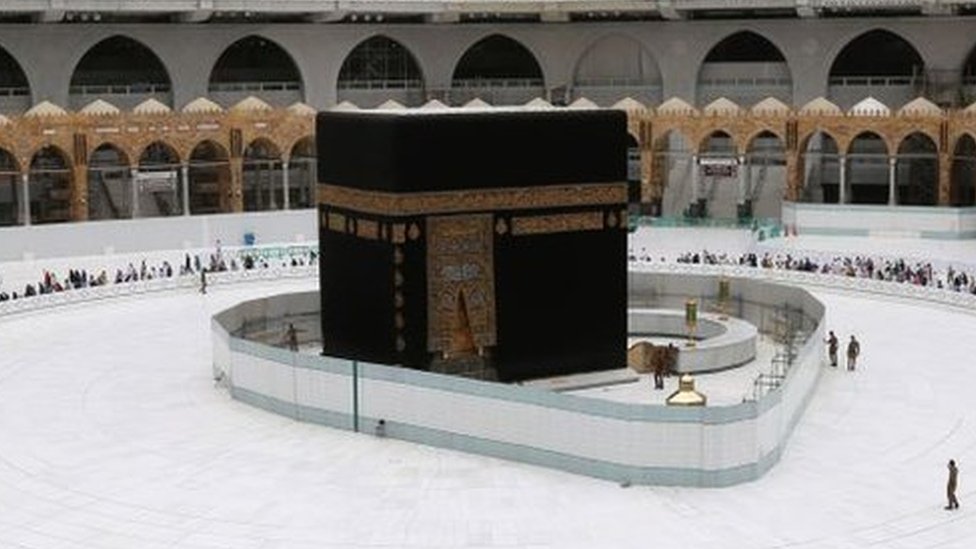 Sent-Sovetskaya, Krasnodar olkasi: Mobil telefonda shaxsiy porno video