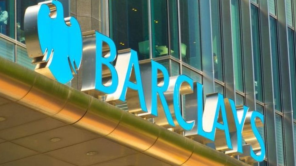 Acusan a Barclays ya cuatro personas de conspirar para cometer fraude