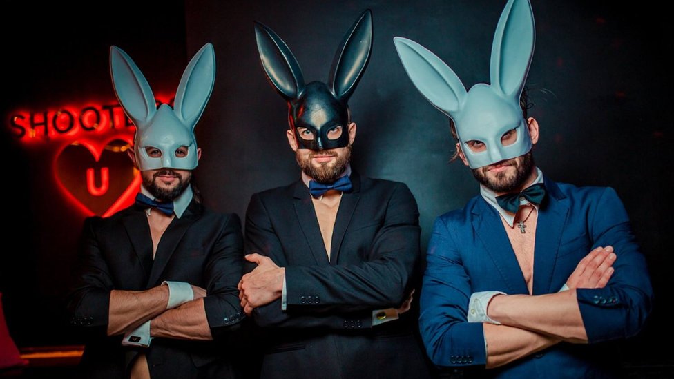 Марианна Роның ашық суреттері Бейне: бір литр сперматозоидты ішкен