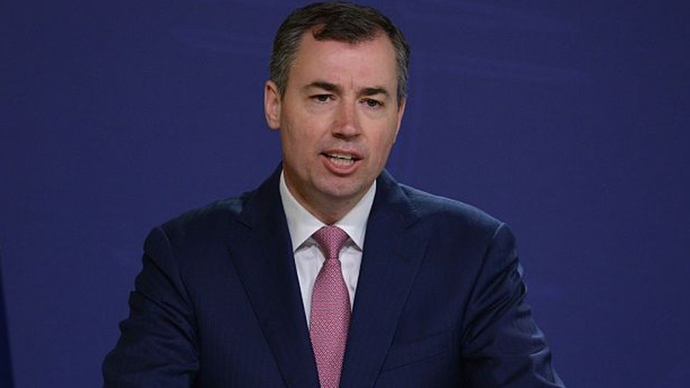Australian justice minister denies UK citizenship