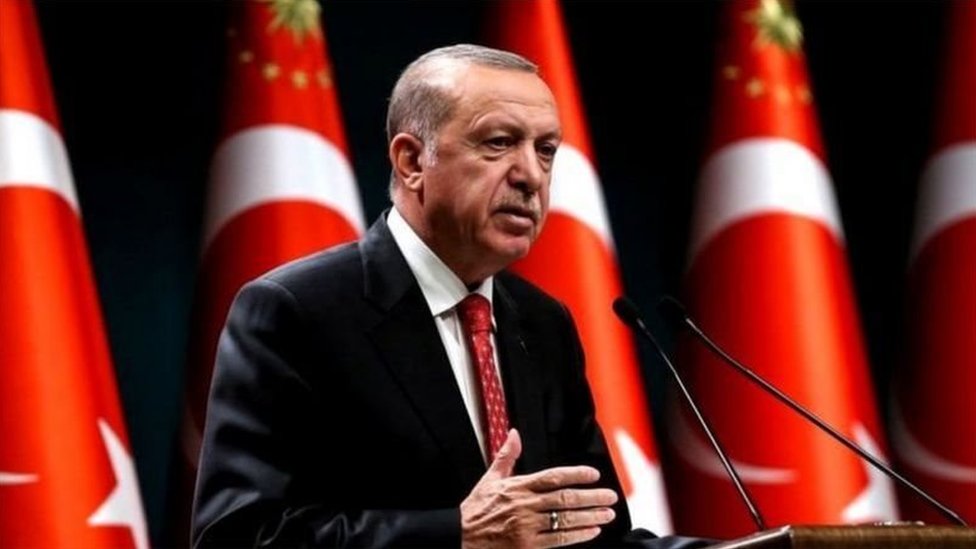 Natasha Koroleva uy qurilishi porno rasmlar Juda issiq Latina Linares turmush qurgan juftlik bilan jinsiy aloqada boladi