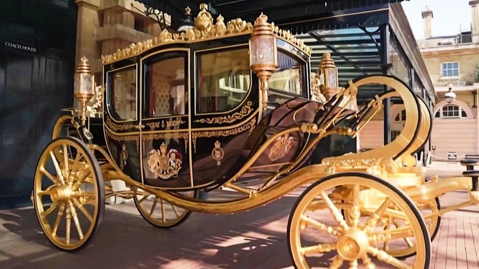 A look at the King's golden coronation day coaches