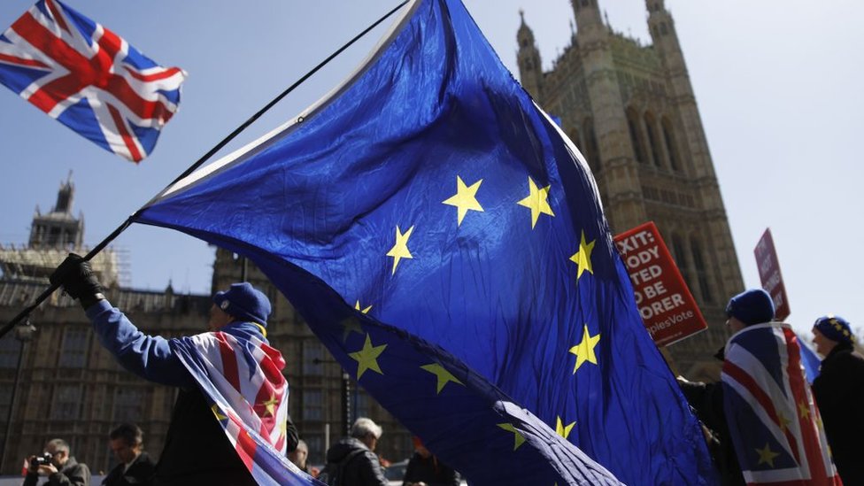 Brexit: Labour seeks to block no deal