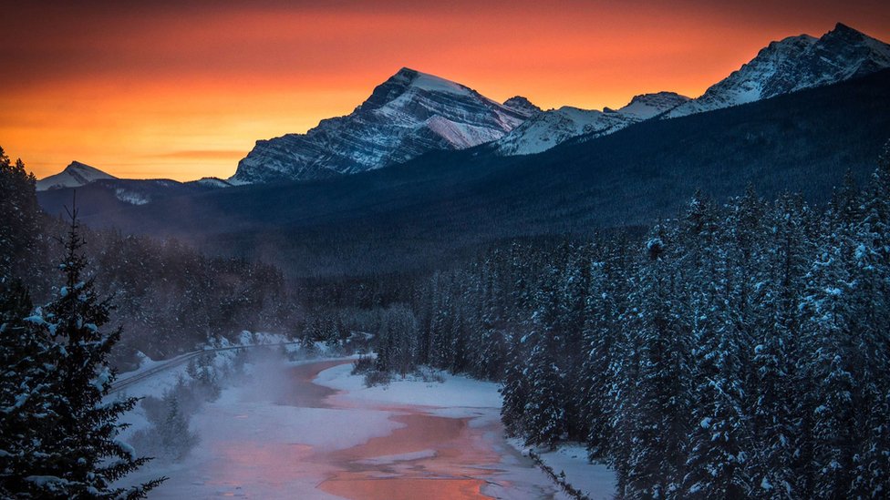 Top climbers die in Canadian avalanche