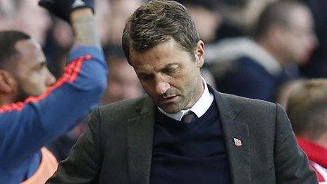 Aston Villa sack manager Sherwood