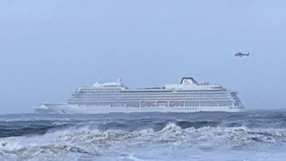 Norway cruise ship evacuated after engine problems