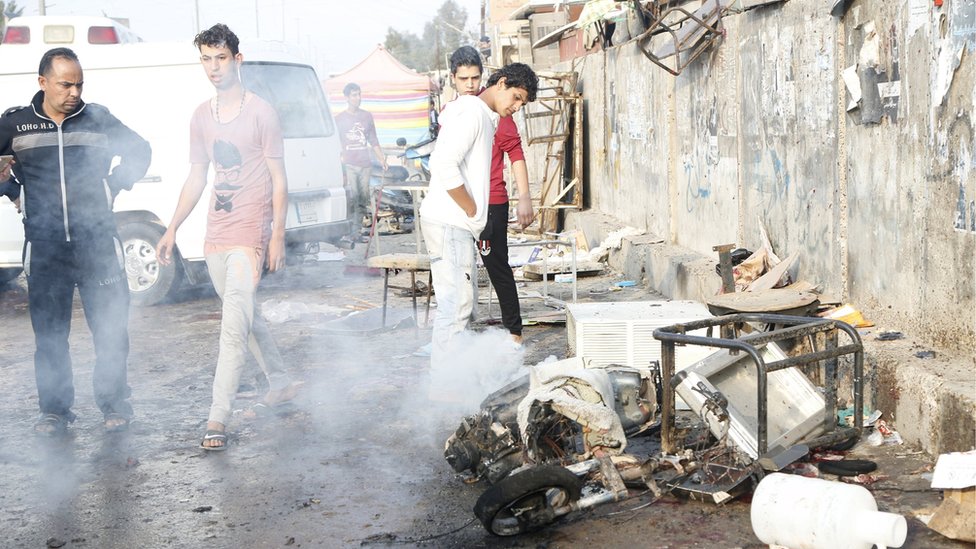バグダッドの市場近くでis爆弾攻撃 30人以上死亡と cニュース