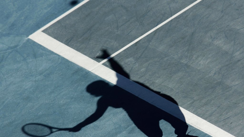 Tennis anti-corruption: Russian umpire failed to report 'corrupt approach'