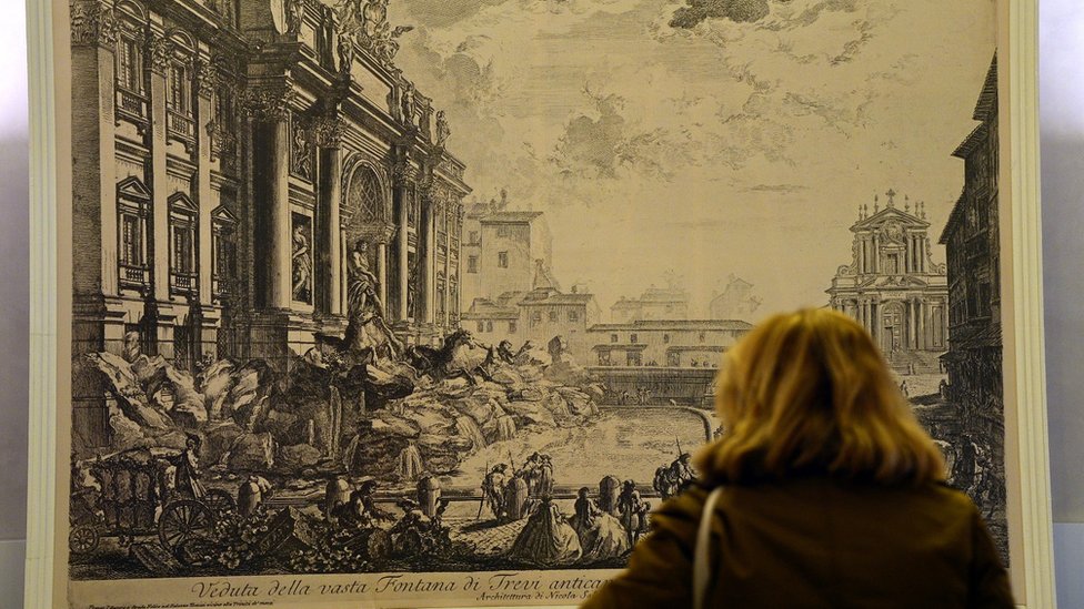 Lukisan arsitek Venezia, Giovanni Battista Piranesi, yang dipamerkan di institut grafis di Roma.