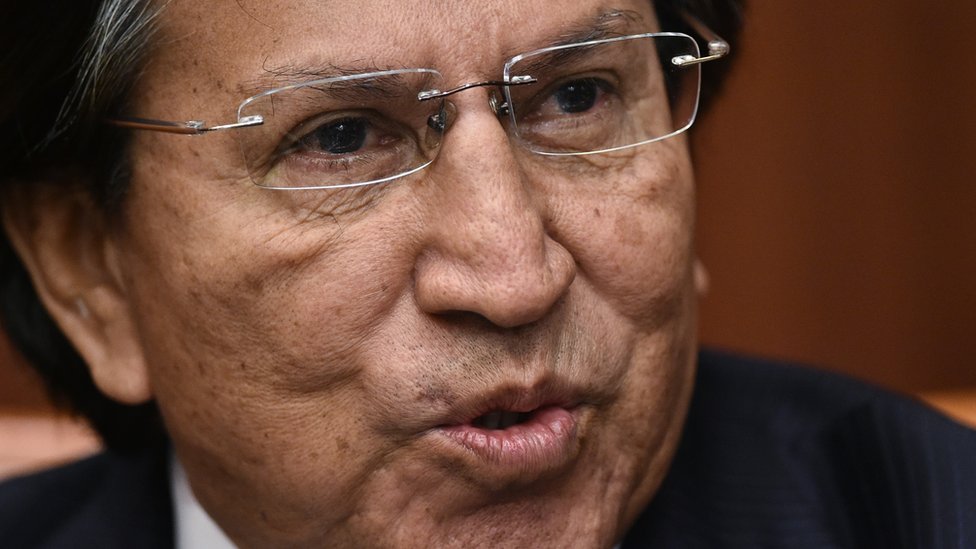 Peru ex-president surrenders for extradition from US