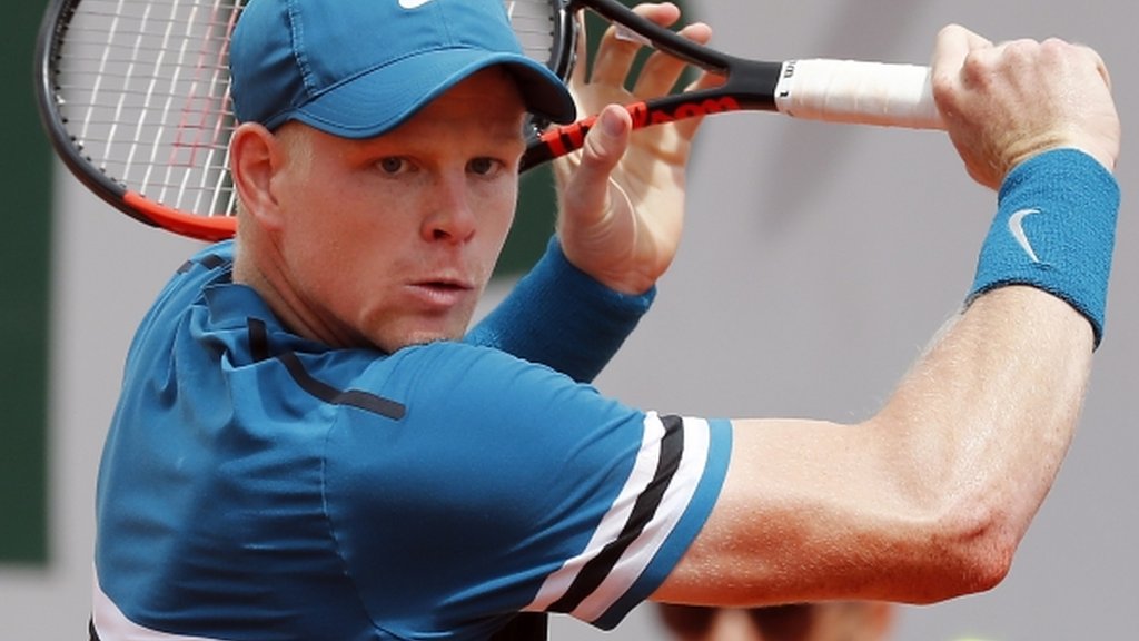 Edmund loses five-set thriller at French Open