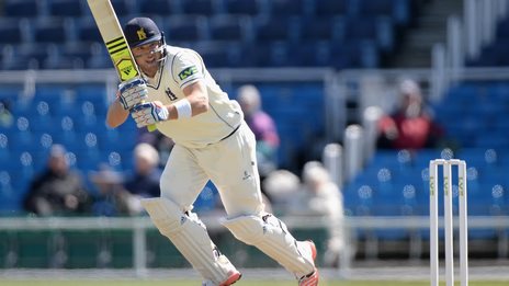 Double ton for Evans in Bears draw